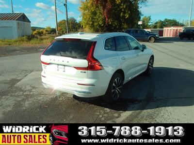 2023 Volvo XC60 B5 Plus Bright Theme - Photo 17 - Watertown, NY 13601