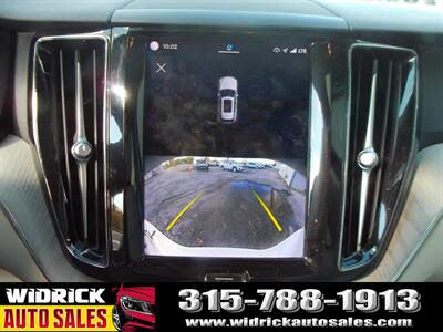 2023 Volvo XC60 B5 Plus Bright Theme - Photo 13 - Watertown, NY 13601
