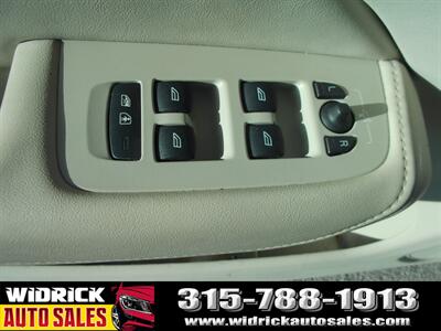 2023 Volvo XC60 B5 Plus Bright Theme - Photo 10 - Watertown, NY 13601