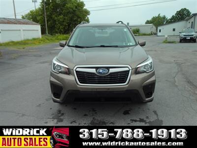 2019 Subaru Forester Premium   - Photo 2 - Watertown, NY 13601