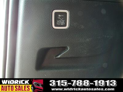 2024 Jeep Wagoneer L Series II   - Photo 10 - Watertown, NY 13601