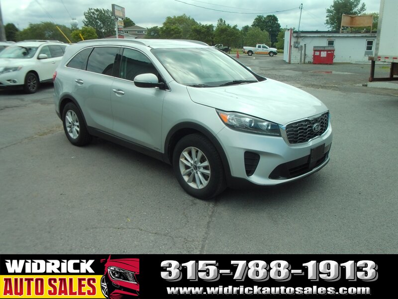 2020 Kia Sorento LX   - Photo 1 - Watertown, NY 13601