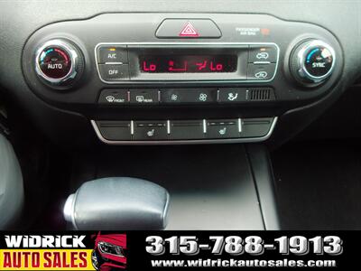2020 Kia Sorento LX   - Photo 11 - Watertown, NY 13601