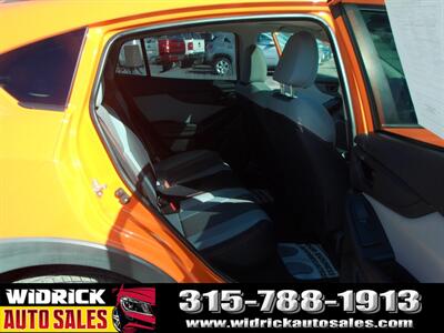 2018 Subaru Crosstrek 2.0i Premium   - Photo 5 - Watertown, NY 13601