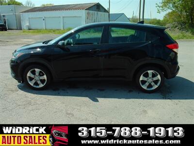 2020 Honda HR-V LX - Photo 8 - Watertown, NY 13601