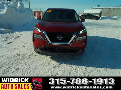 2023 Nissan Rogue SV   - Photo 2 - Watertown, NY 13601