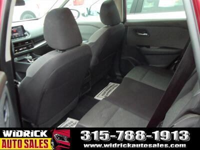 2023 Nissan Rogue SV   - Photo 5 - Watertown, NY 13601