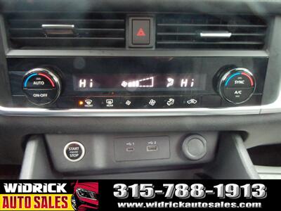 2023 Nissan Rogue SV   - Photo 8 - Watertown, NY 13601