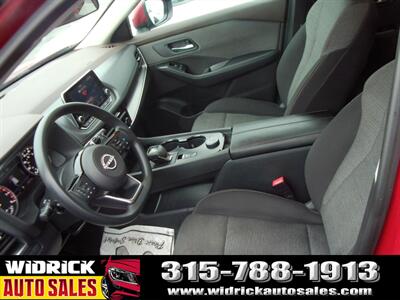 2023 Nissan Rogue SV   - Photo 4 - Watertown, NY 13601