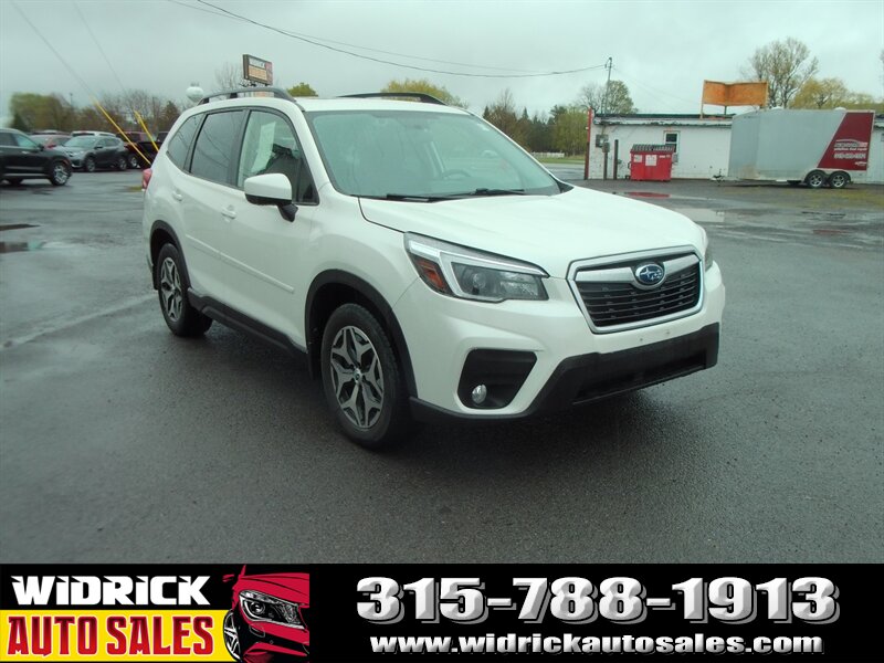 2021 Subaru Forester Premium   - Photo 1 - Watertown, NY 13601