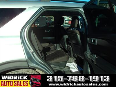 2020 Ford Explorer XLT   - Photo 5 - Watertown, NY 13601