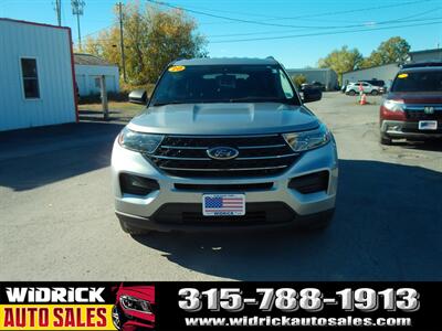 2020 Ford Explorer XLT   - Photo 2 - Watertown, NY 13601
