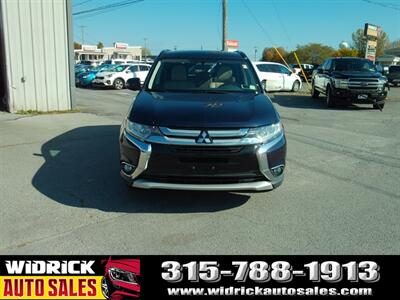 2016 Mitsubishi Outlander SEL - Photo 2 - Watertown, NY 13601