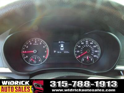 2019 Kia Optima - Photo 11 - Watertown, NY 13601