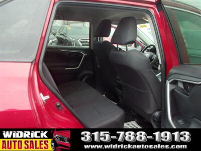 2021 Toyota RAV4 LE   - Photo 5 - Watertown, NY 13601