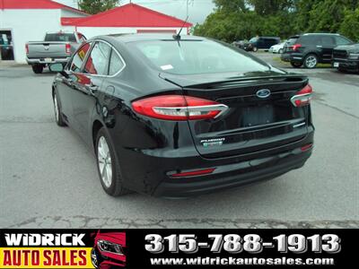 2019 Ford Fusion Energi Titanium   - Photo 16 - Watertown, NY 13601