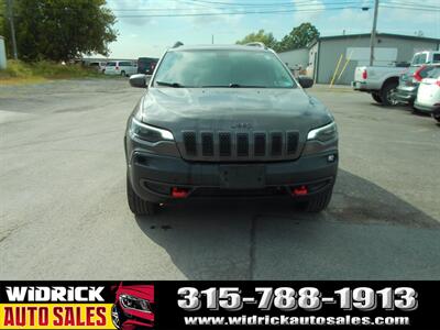 2019 Jeep Cherokee Trailhawk   - Photo 2 - Watertown, NY 13601