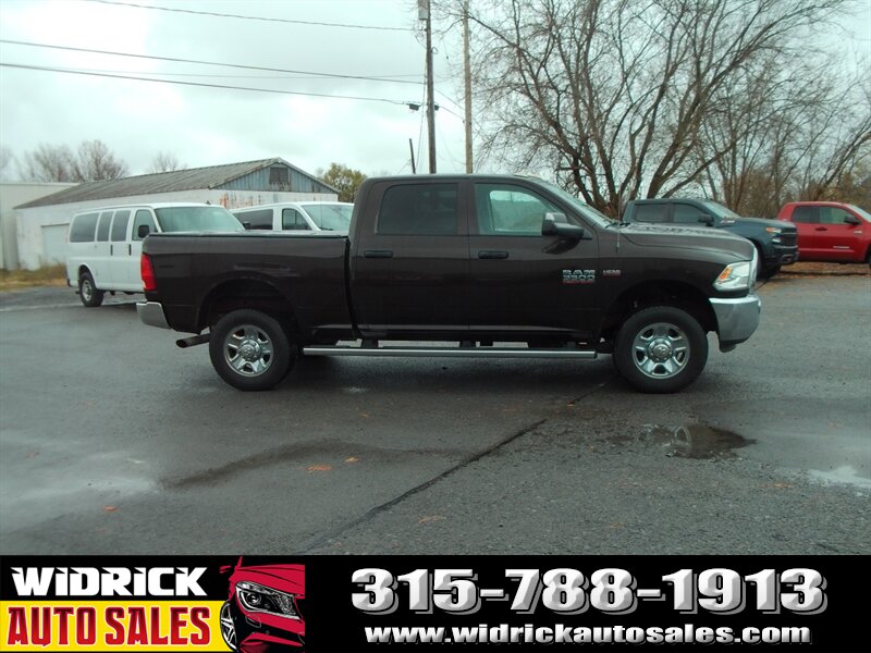 2017 Ram 3500 Tradesman photo 3