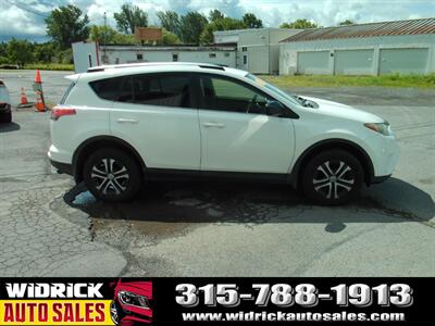 2018 Toyota RAV4 LE - Photo 13 - Watertown, NY 13601