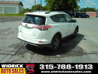 2018 Toyota RAV4 LE - Photo 14 - Watertown, NY 13601
