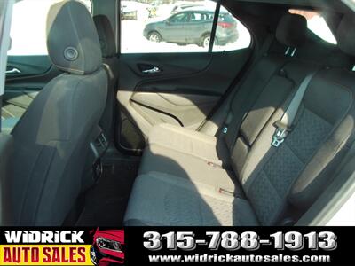 2022 Chevrolet Equinox LT   - Photo 5 - Watertown, NY 13601