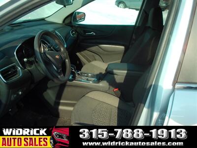 2022 Chevrolet Equinox LT   - Photo 4 - Watertown, NY 13601