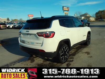 2017 Jeep Compass Limited   - Photo 15 - Watertown, NY 13601