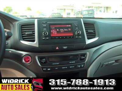 2018 Honda Pilot LX   - Photo 8 - Watertown, NY 13601