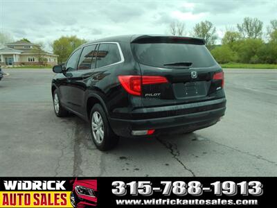 2018 Honda Pilot LX   - Photo 15 - Watertown, NY 13601