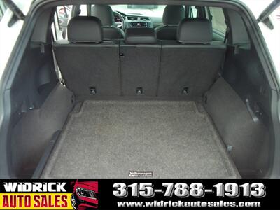 2023 Volkswagen Tiguan 2.0T SEL R-Line   - Photo 6 - Watertown, NY 13601