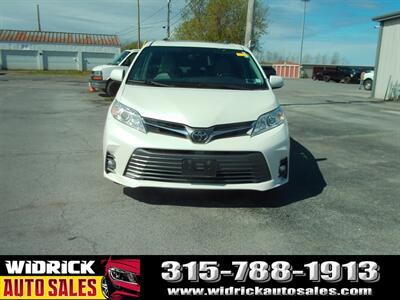 2018 Toyota Sienna XLE Premium 7 Passenger - Photo 2 - Watertown, NY 13601