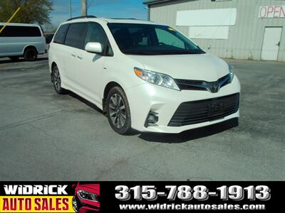 2018 Toyota Sienna XLE Premium 7 Passenger Van