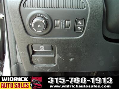 2024 Jeep Wagoneer L Series II   - Photo 13 - Watertown, NY 13601