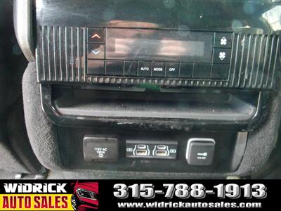 2024 Jeep Wagoneer L Series II   - Photo 10 - Watertown, NY 13601