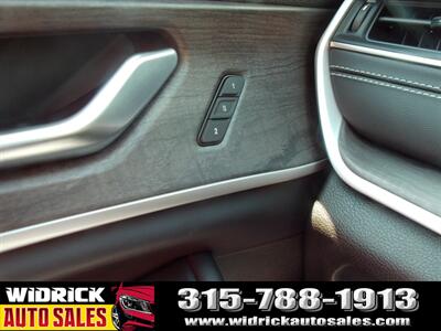 2023 Jeep Grand Cherokee Limited   - Photo 11 - Watertown, NY 13601
