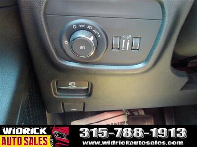 2023 Jeep Grand Cherokee Limited   - Photo 12 - Watertown, NY 13601