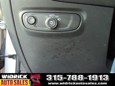 2022 Chevrolet Equinox LT - Photo 7 - Watertown, NY 13601