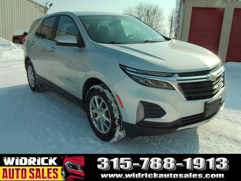 2022 Chevrolet Equinox LT   - Photo 1 - Watertown, NY 13601