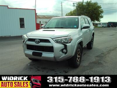2018 Toyota 4Runner TRD Off-Road Premium   - Photo 3 - Watertown, NY 13601