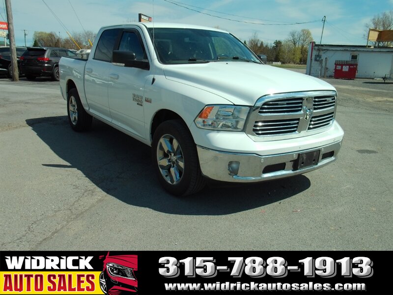 2019 RAM 1500 Classic Big Horn   - Photo 1 - Watertown, NY 13601