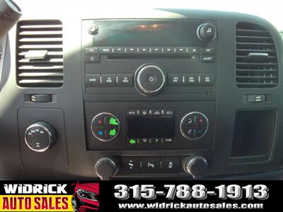 2011 Chevrolet Silverado 1500 LT - Photo 6 - Watertown, NY 13601