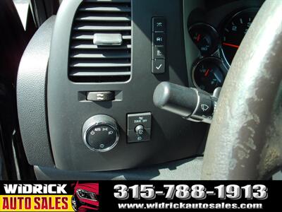 2011 Chevrolet Silverado 1500 LT - Photo 9 - Watertown, NY 13601