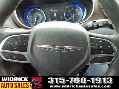 2022 Chrysler Voyager LX   - Photo 8 - Watertown, NY 13601