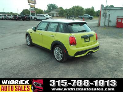 2023 MINI Hardtop 4 Door Cooper S   - Photo 14 - Watertown, NY 13601