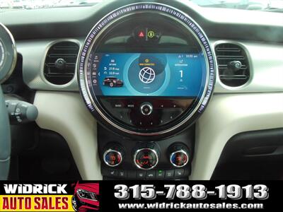 2023 MINI Hardtop 4 Door Cooper S   - Photo 8 - Watertown, NY 13601