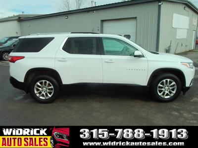 2018 Chevrolet Traverse LT Cloth   - Photo 4 - Watertown, NY 13601