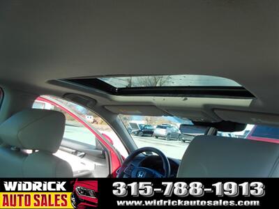 2018 Honda Accord EX-L w/Navigation   - Photo 8 - Watertown, NY 13601