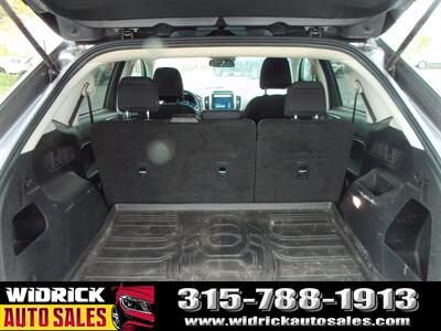 2022 Ford Edge SE   - Photo 6 - Watertown, NY 13601