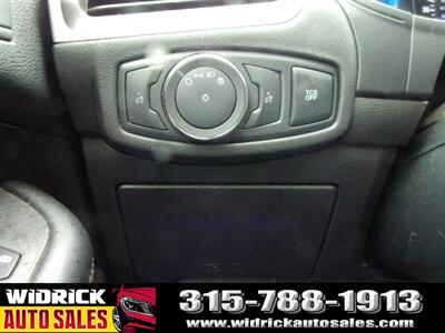 2022 Ford Edge SE   - Photo 9 - Watertown, NY 13601