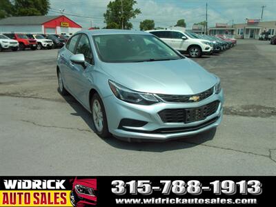 2017 Chevrolet Cruze LT   - Photo 1 - Watertown, NY 13601